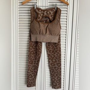 NVGTN Mocha Leopord Seamless Bra (S) & Leggings (XS)